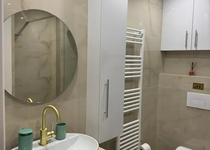 Luxavie-renovated Near Center